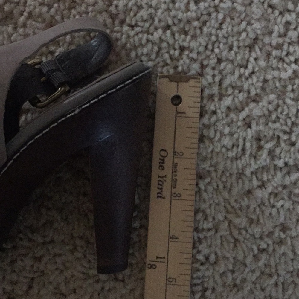 Platform sandals! - Picture 6 of 7